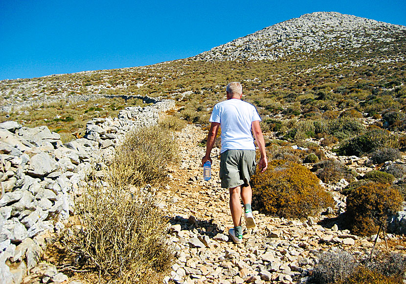 Hike from Chora to Profitis Ilias on Amorgos.