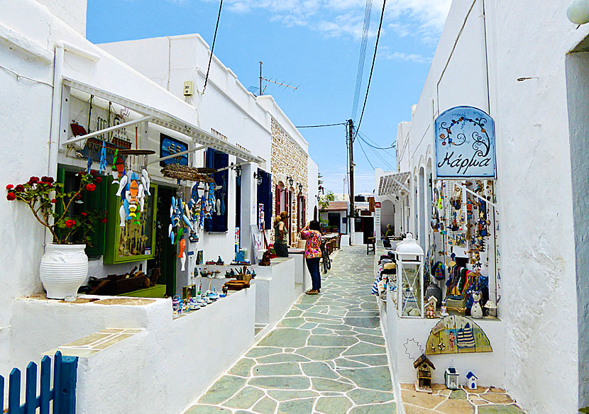 The shops in Chora at Folegandros suit those who like to shop.