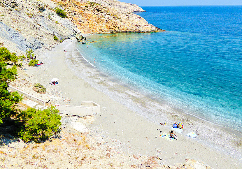 The best beaches on Folegandros. Vardia beach. 