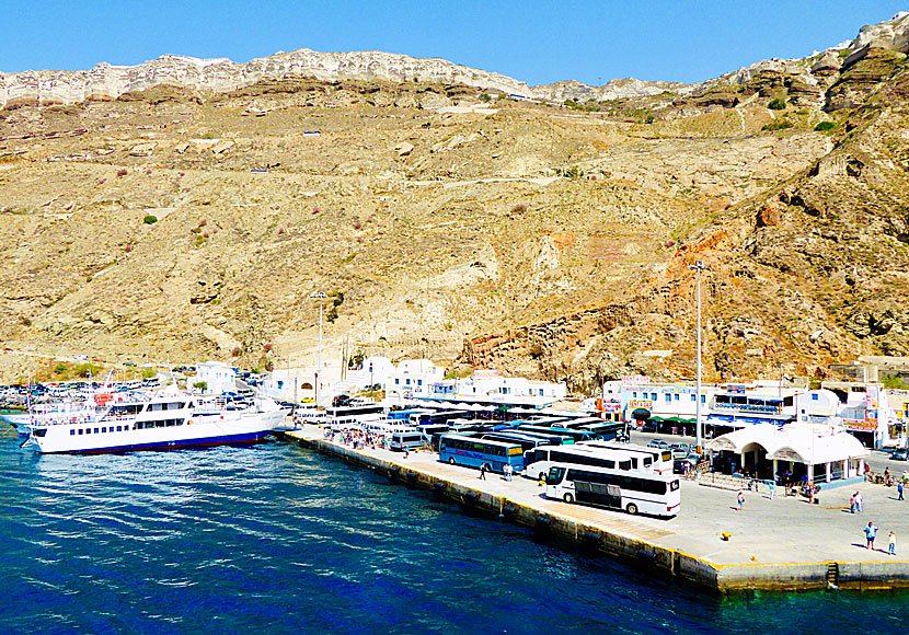 The port in Santorini.