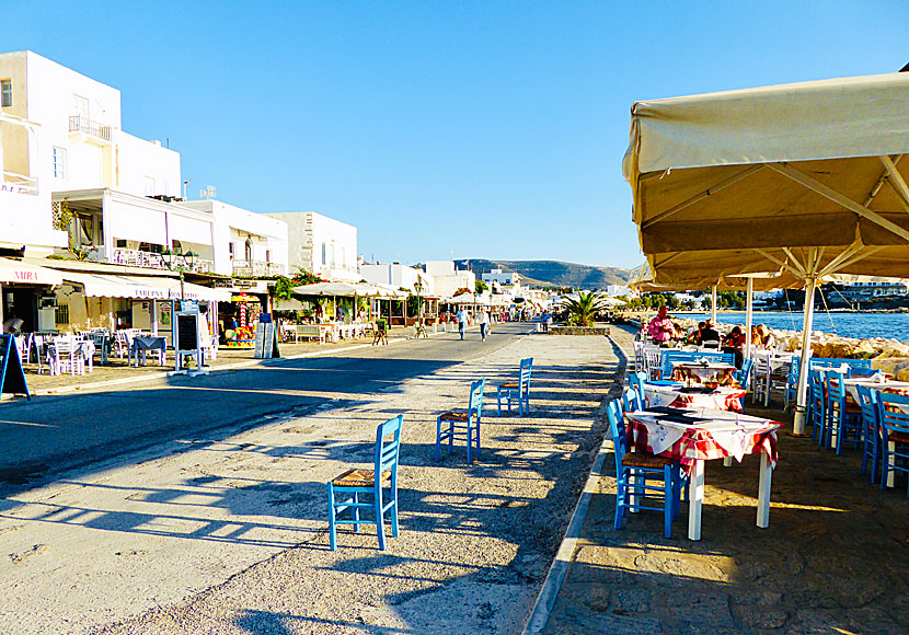Tavernas and restaurants on the port promenade in Parikia on Paros.