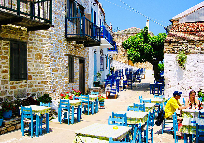 Tavernas in Chora on Alonissos.