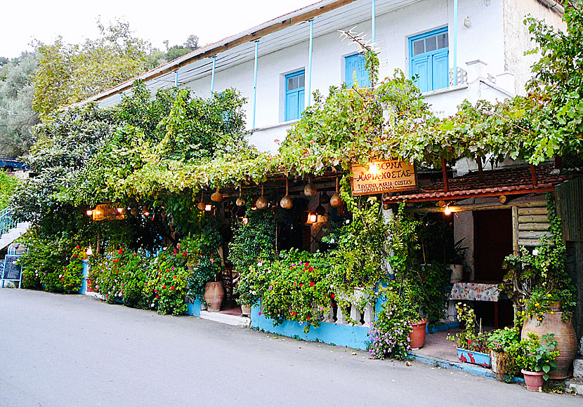 Taverna Maria & Kostas in Spili is a very good restaurant.