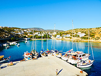 The village and port of Agios Georgios on Iraklia.