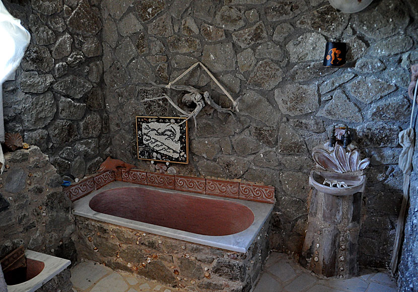 A bathroom that is believed to have looked like it did in ancient Greece.