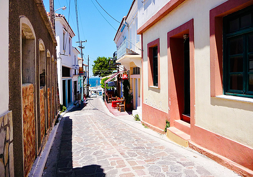 Shops and restaurants in Sigri.