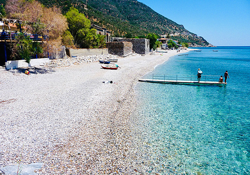 The bathing jetty and the old factory in Melinda.