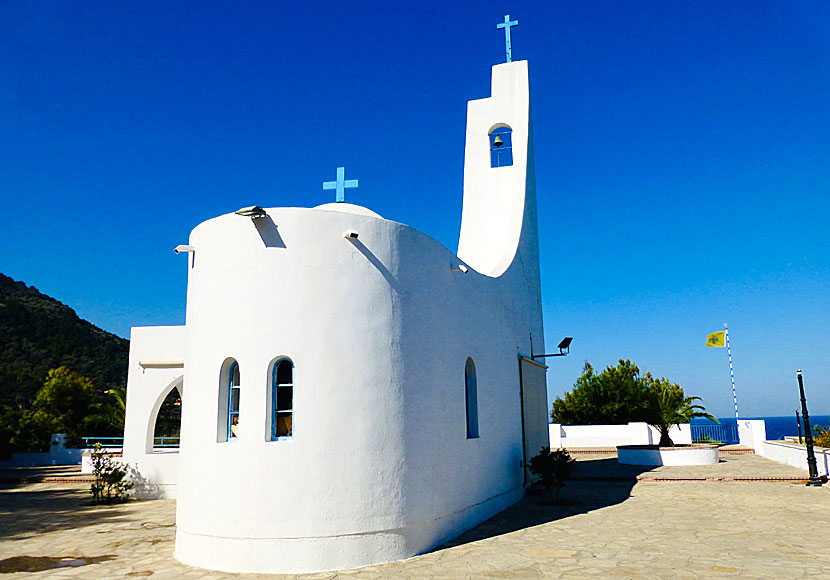 Church of Agios Nikolaos above Potami beach on Samos.
