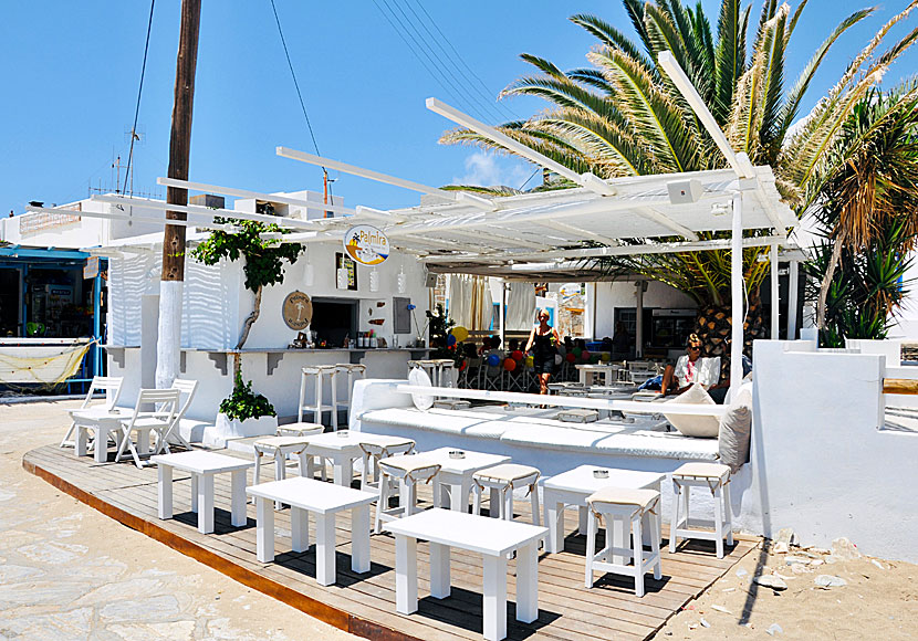 Cosy bars along the sandy beach of Platys Gialos on Sifnos in the Cyclades.