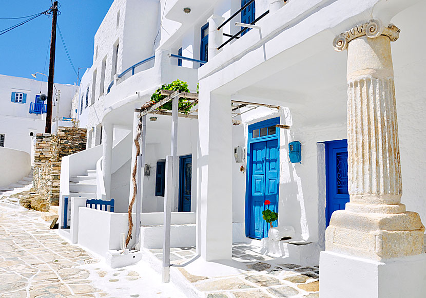 The architecture of Kastro on Sifnos is unique for the Cyclades.