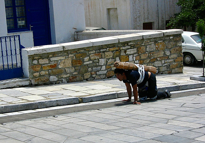 Tinos - the island where the Greeks crawl to the cross.