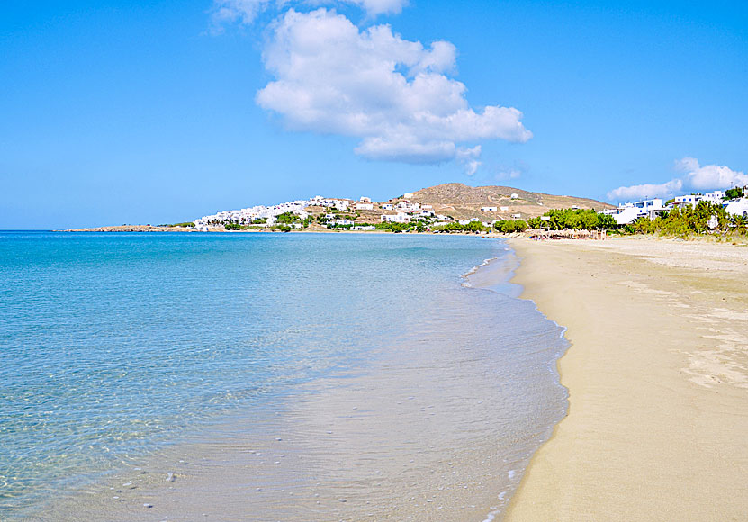 Don't miss the child-friendly sandy beach of Agios Sostis when you visit Agios Ioannis beach on Tinos.