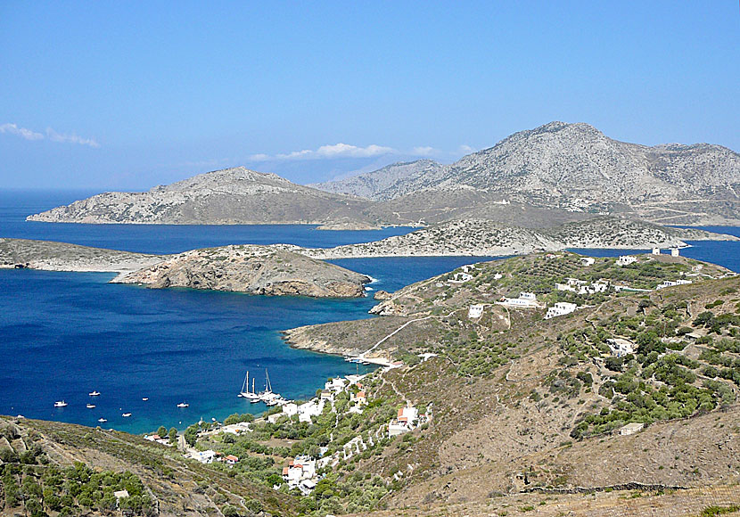 The Fourni islands consist of several small islands. The largest islands are called Agios Minas, Fourni and Thymena.