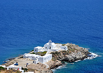Chrisopigi. Sifnos.
