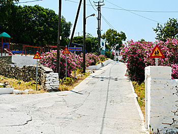 The villages Megalo Chorio and Mikro Chorio on Agathonissi. 