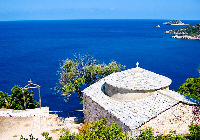 Don't miss the church of Agioi Anargiri when swimming at Megali Ammos beach in Alonissos.