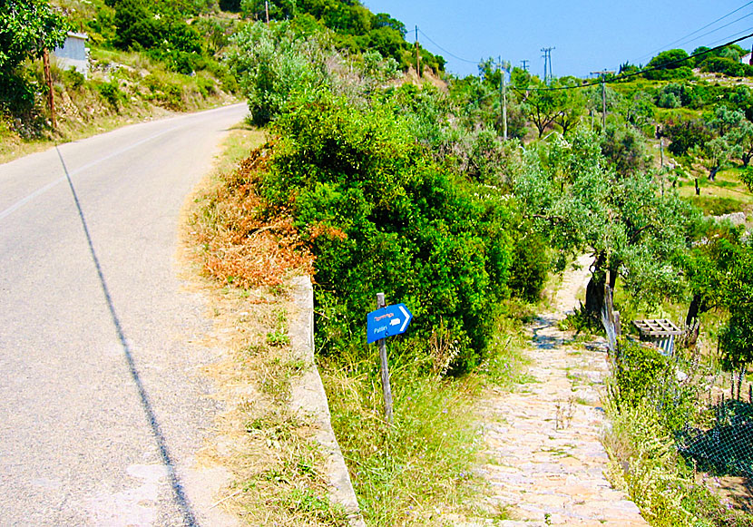 Hike from Chora to Patitiri.