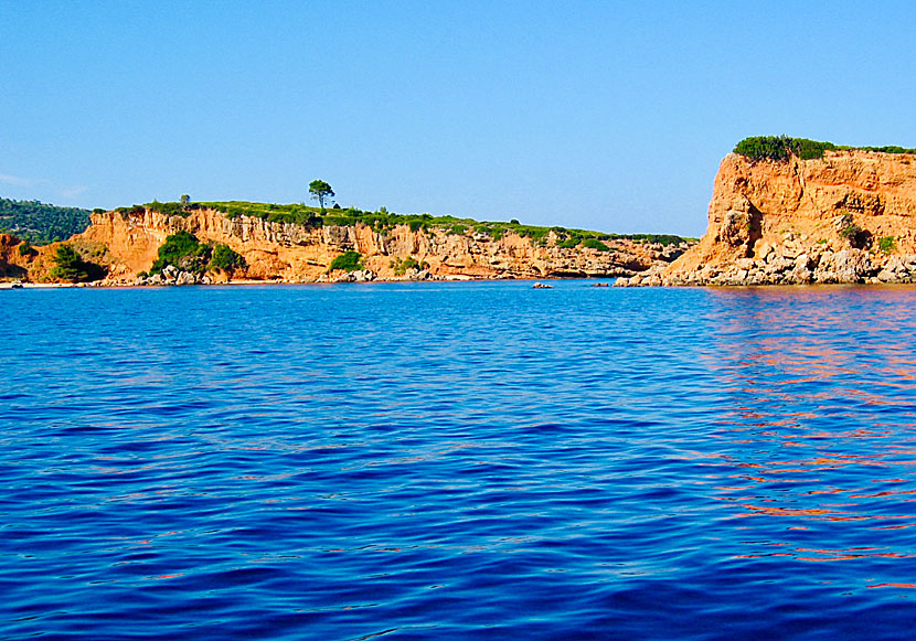 The cliffs and beaches of Kokkinokastro are quite similar to Red beach on Santorini.