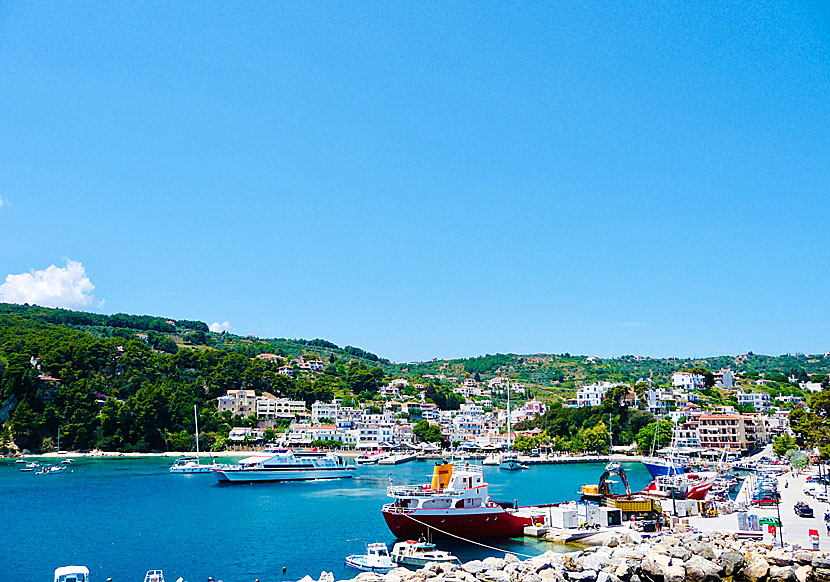 Travel to Alonissos by boat, ferry and catamaran.