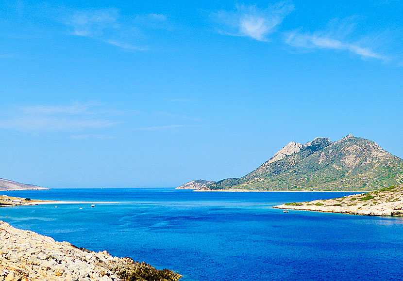 Agios Pavlos is located opposite the small island of Nikouria about 5 kilometers before Aegiali on Amorgos.