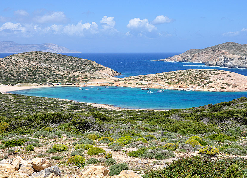 The best beaches in Amorgos. Kalotaritissas beach. 