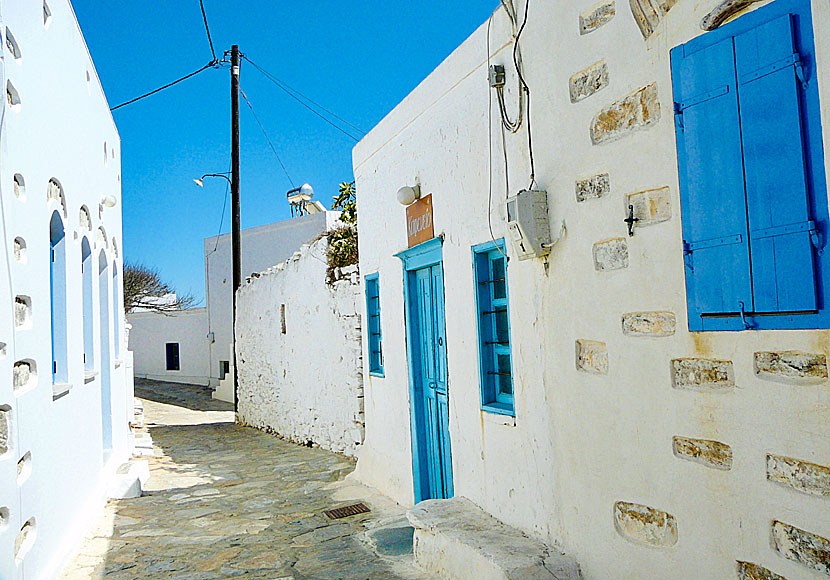 Café in Vroutsi on Amorgos.