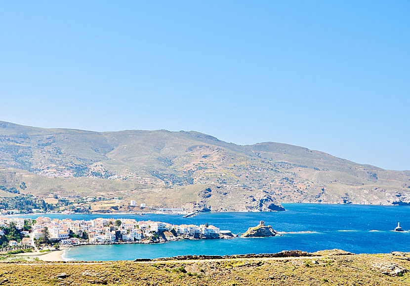 Chora on Andros is located on a peninsula separated by two sandy beaches.