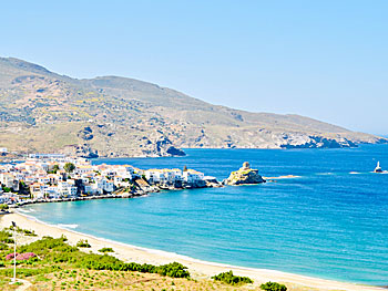 Chora and Neimporio beach on Andros.