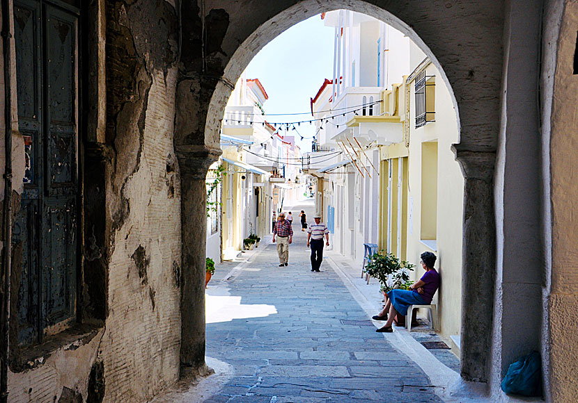 The entrance to the old part of Chora.