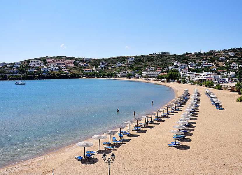 The best beaches on Andros. Batsi beach. 