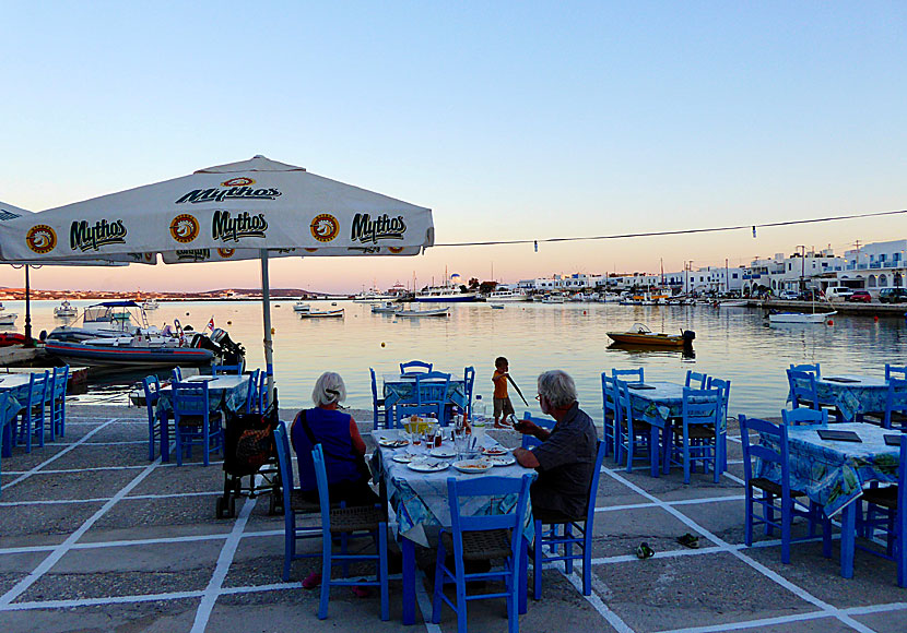 A cozy evening at a taverna in Chora.