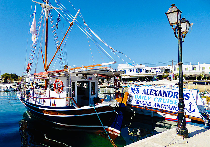 The excursion boat M/S Alexandros in the port of Antiparos.