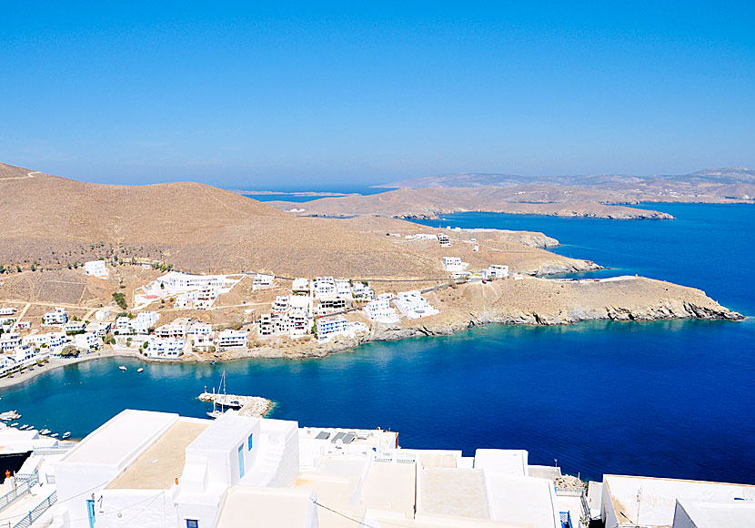 View of Pera Gialos from Kastro on Astypalea. From here it is clear that Astypalea is a very barren island.