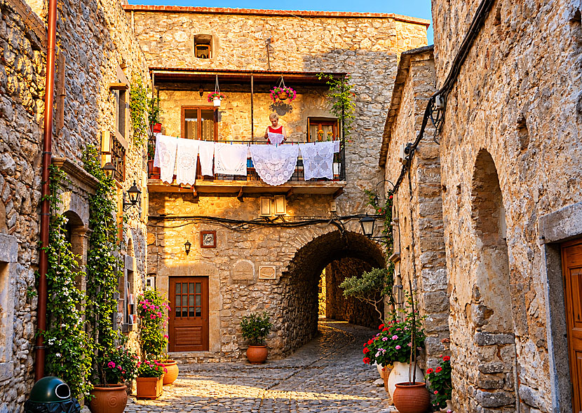 Mesta is an extremely photogenic village.