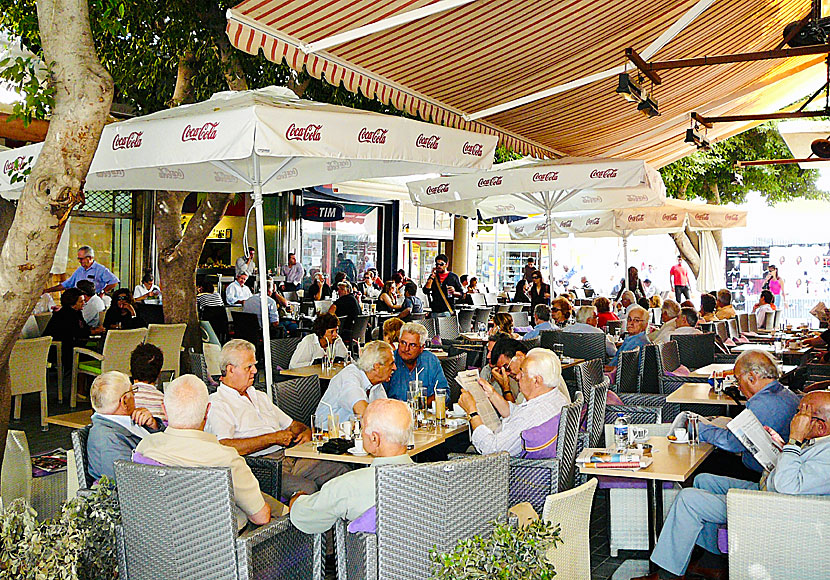 In Heraklion in Crete there are many cozy cafes.