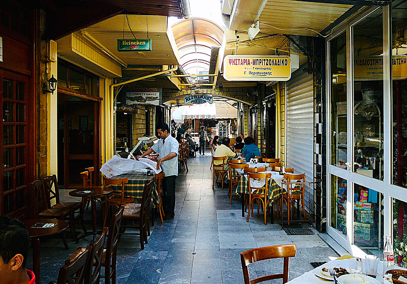 Good taverns and restaurants in Heraklion on Crete.