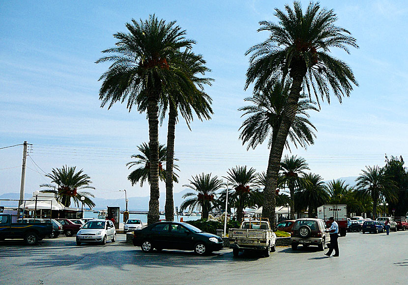 From the port of Sitia there are ferries to Heraklion and the islands of Anafi, Kassos, Karpathos, Milos, Piraeus, Rhodes and Santorini.