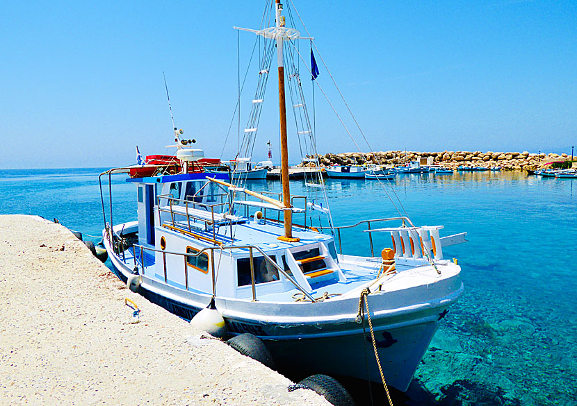 Beach boat to Kedros and Livadia beach on Donoussa.