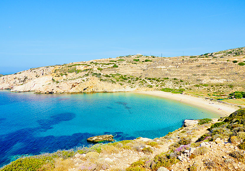 Swimming and sandy beaches near the harbour at Donoussa