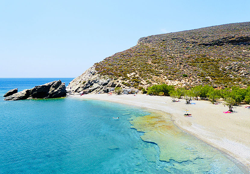 The best beaches on Folegandros. Agios Nikolaos beach. 