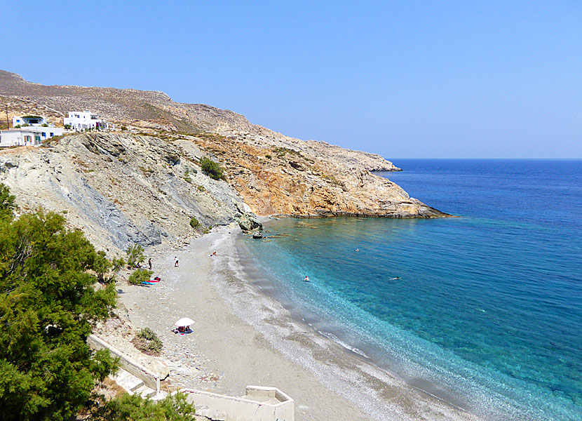 The best beaches on Folegandros. Vardia beach. 