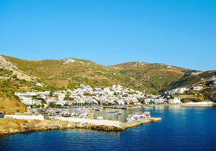 Fourni village, port tand beach in Greece.
