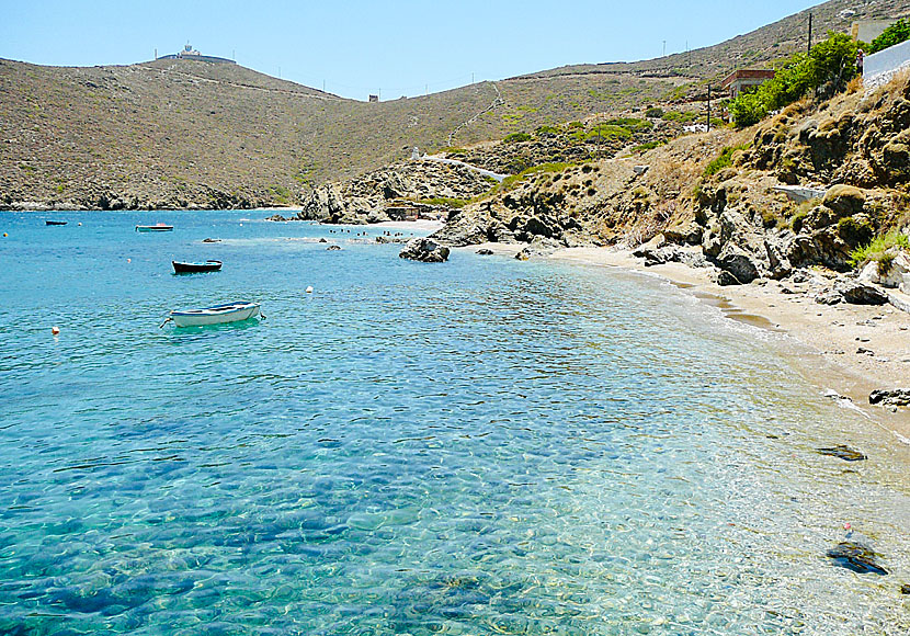 The best beaches on Fourni. Thimena Thymaina beach.