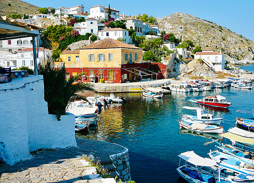 The port of Kaminia on Hydra.