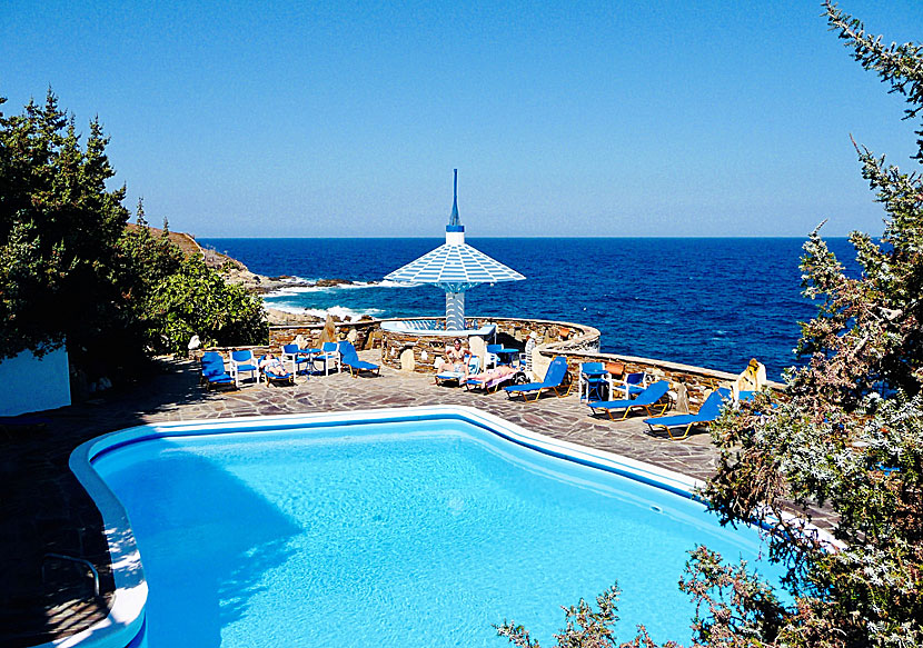 Book Cavos Bay Hotel in Armenistis on Ikaria.