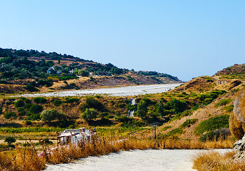 The airport on Ikaria is located near Faros in the north of Ikaria.