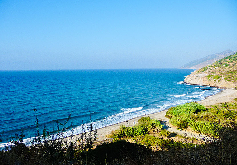 Kiparissi beach east of the port of Evdilos on Ikaria.