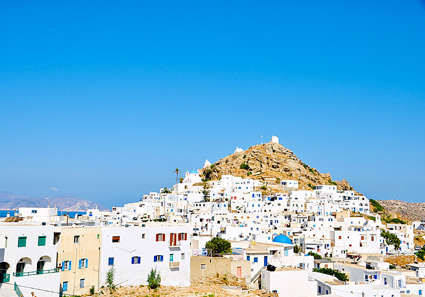 The churches of Agios Nikolaos, Agios Georgios, Agios Eleftherios and Panagia Premiotissa in Ios island.
