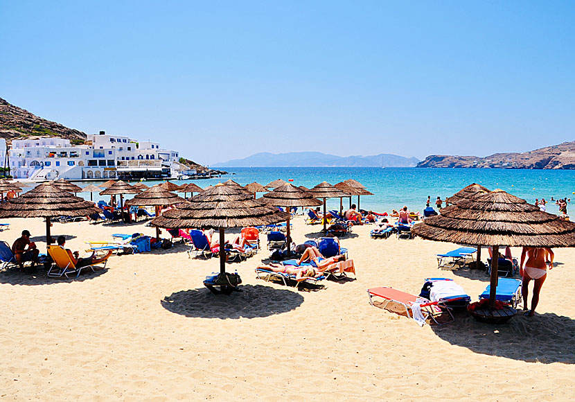 The part of Mylopotas beach where the fish tavern Drakos is located.