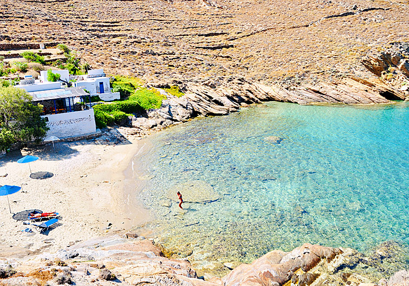 Valmas beach is rocky and perfect for those who like to snorkel.